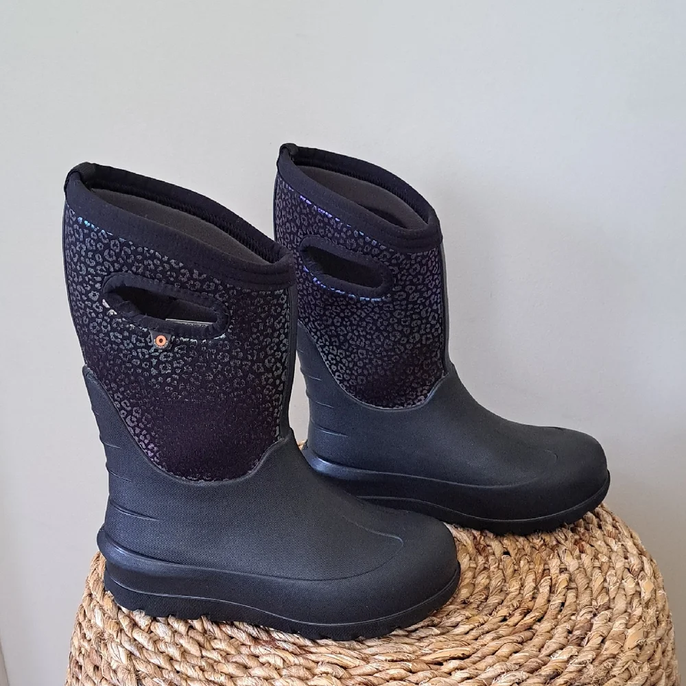 BOGS Girls Neoclassic Winter/Snow/Rain Waterproof/Insulated‎ Print Black Boots 2